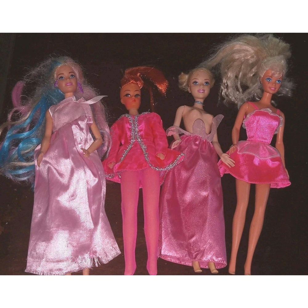Lot Of 4 Barbie Dolls For‎ Ooak Or Play